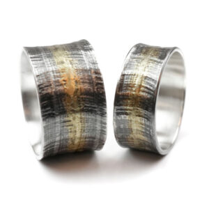 Vielsesringe med mønster i Sølv og 14 Karat Guld